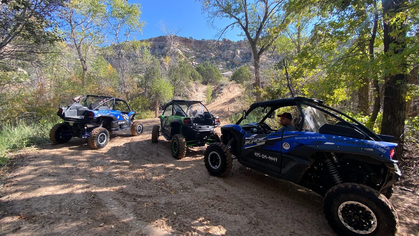 Group adventure tour in Vernal Utah side-by-side UTVs