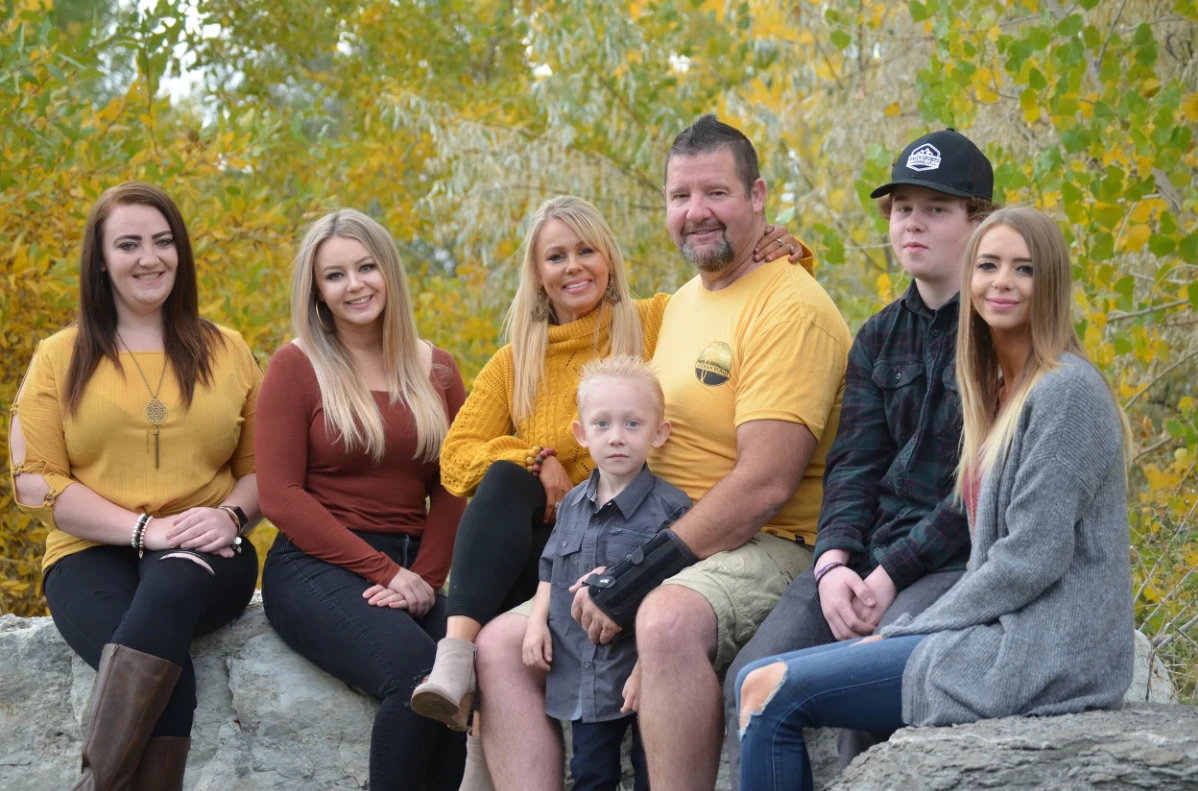 The Wilson Family - Dave and Trudy with their children